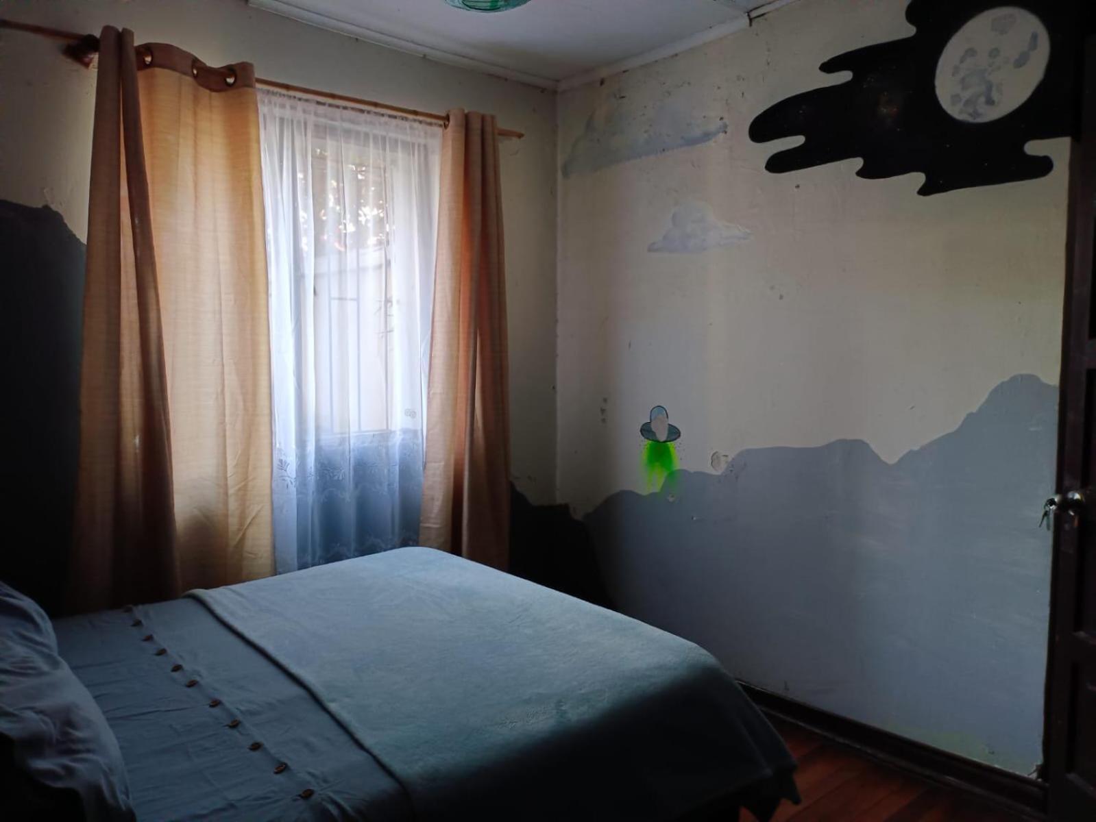 Tipico Hostel Chile Чильян Екстер'єр фото