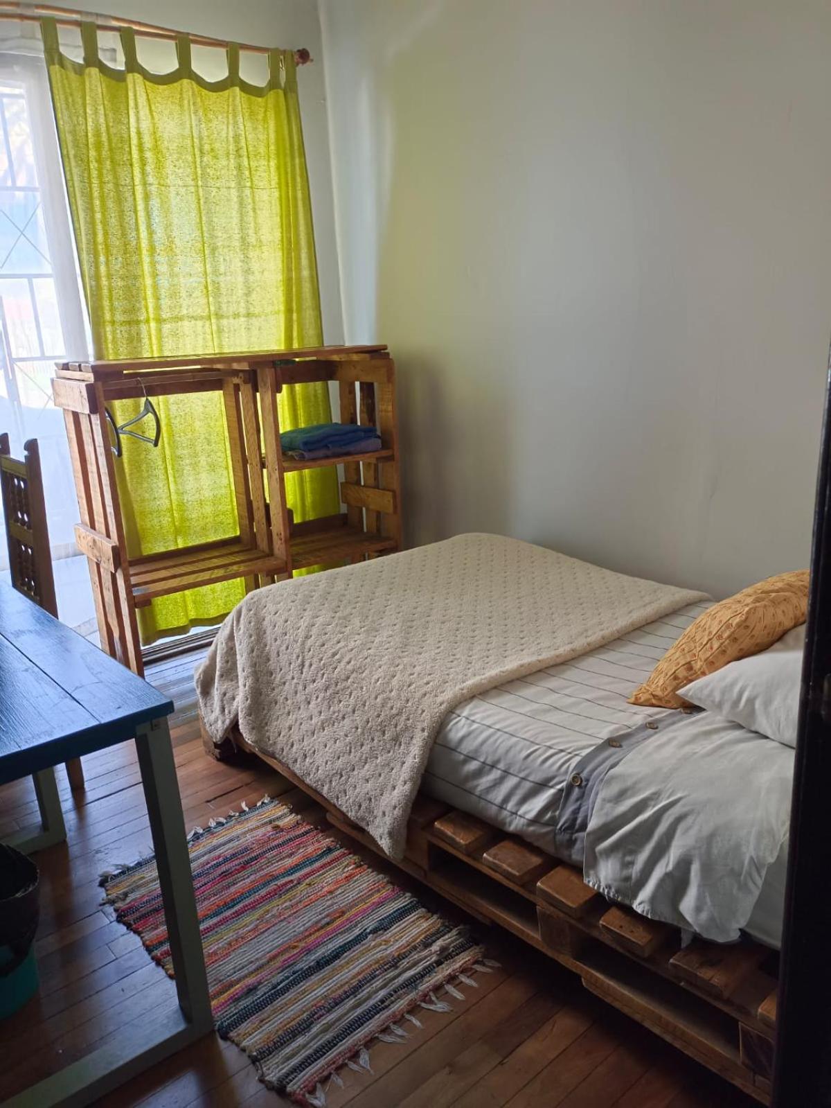 Tipico Hostel Chile Чильян Екстер'єр фото